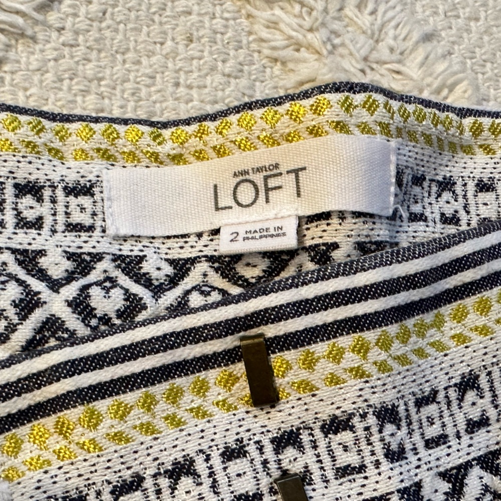LOFT Trouser Shorts - Picture 3 of 3